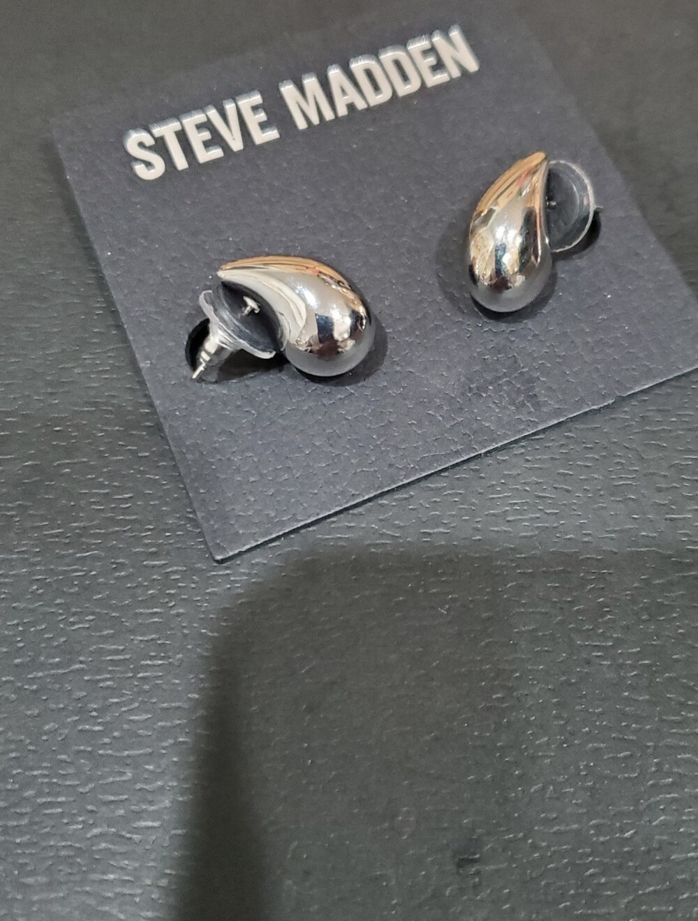 Steve Madden silver tone minimalist feminine dainty tear drop earrings brand new